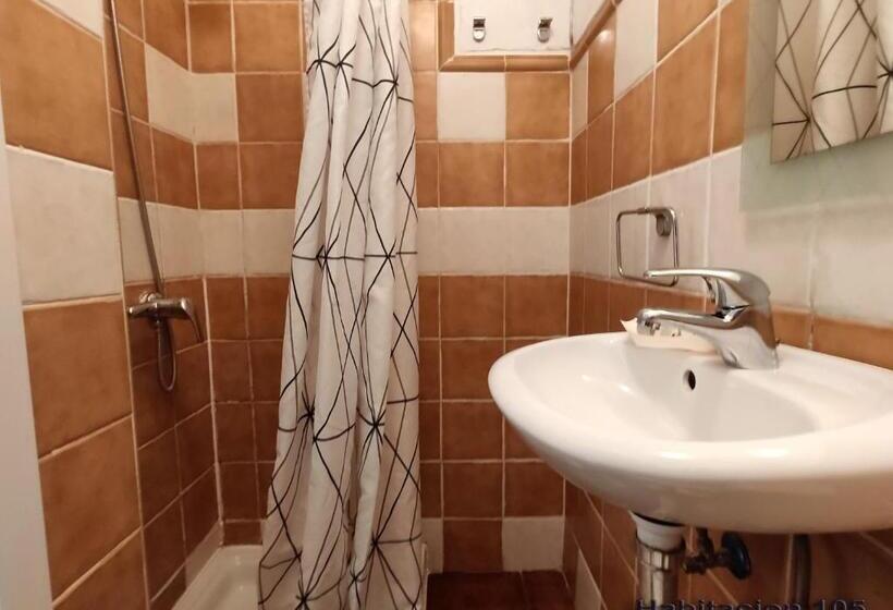 スタンダードルーム, El Portazgo Restaurante Hostal La Cisterniga