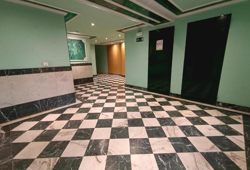 4ベッドルームハウス, El Portazgo Restaurante Hostal La Cisterniga