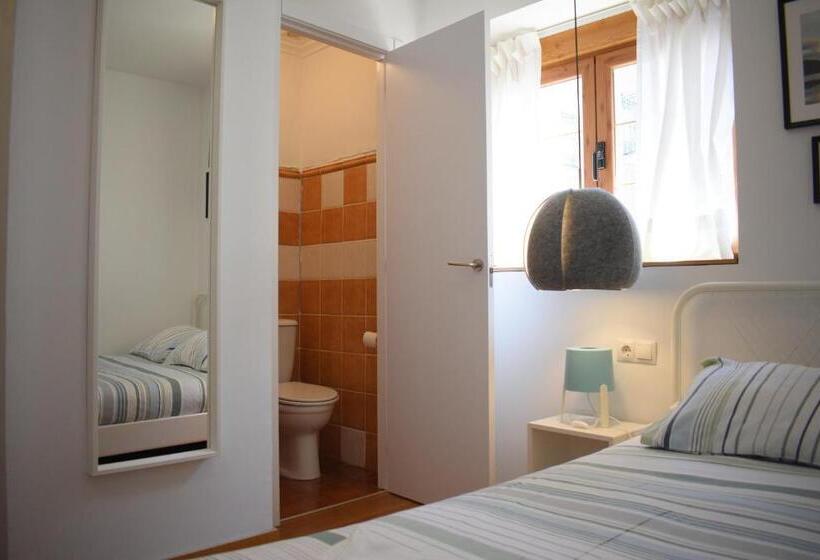 スタンダードルーム, El Portazgo Restaurante Hostal La Cisterniga