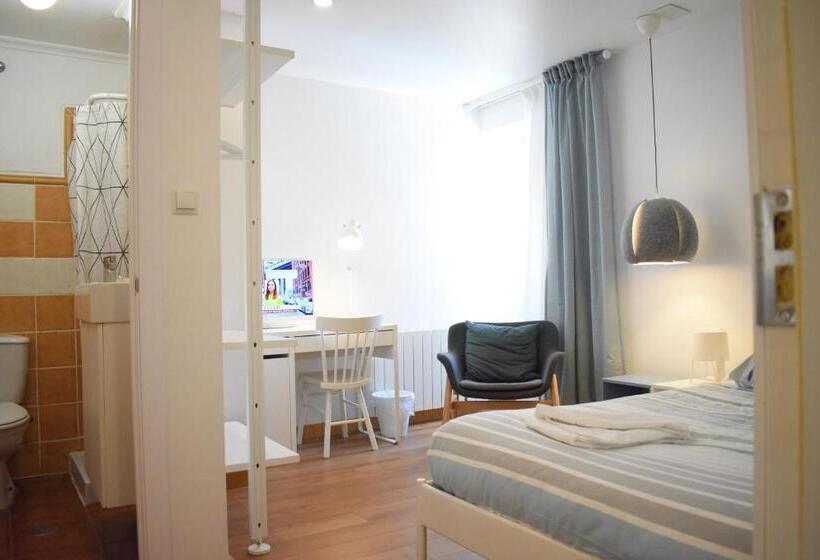 スタンダードルーム, El Portazgo Restaurante Hostal La Cisterniga