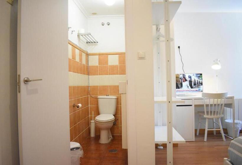 スタンダードルーム, El Portazgo Restaurante Hostal La Cisterniga