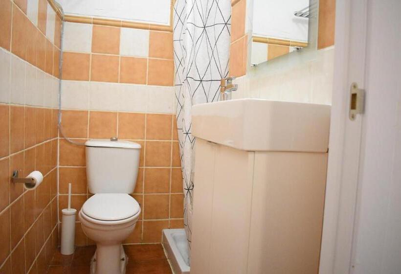 スタンダードルーム, El Portazgo Restaurante Hostal La Cisterniga