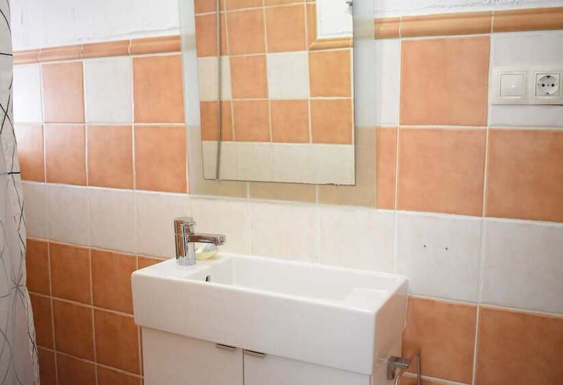 ファミリールーム, El Portazgo Restaurante Hostal La Cisterniga