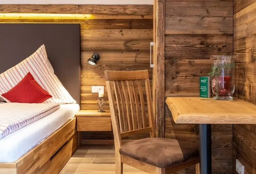Comfort-huone, Pension Und Appartements Wild