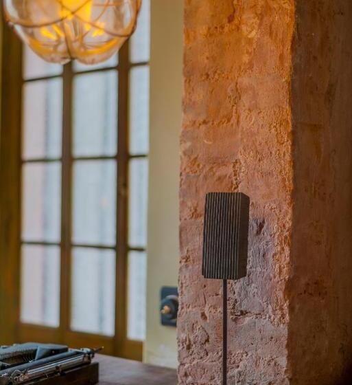 اتاق سوپریور, Calcutta Bungalow