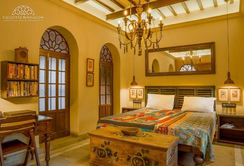 سوییت لوکس, Calcutta Bungalow