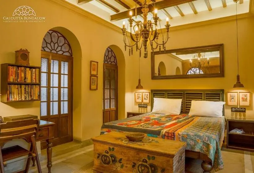 سوییت لوکس, Calcutta Bungalow