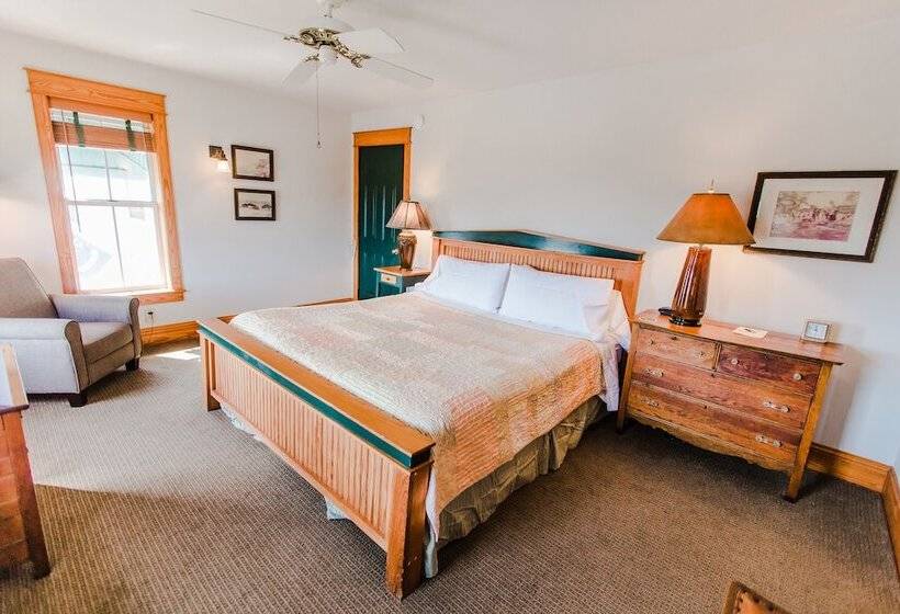 Номер Премиум Индивидуальный, Roanoke Island Inn