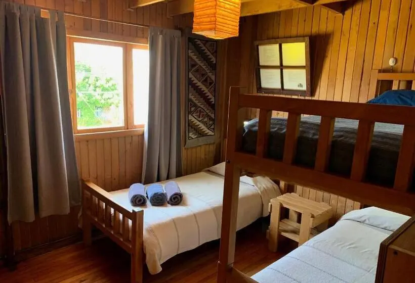 اتاق استاندارد سه تخته با سرویس بهداشتی مشترک, Casa Azul Hostel