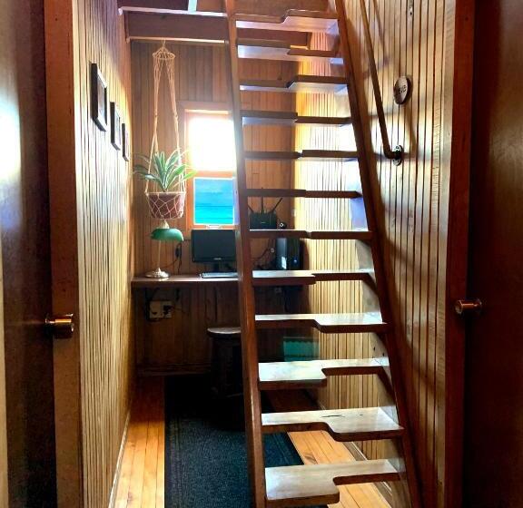 اتاق خانوادگی با سرویس بهداشتی مشترک, Casa Azul Hostel