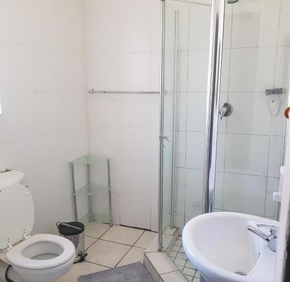 חדר דלוקס, Kgosi Lodge