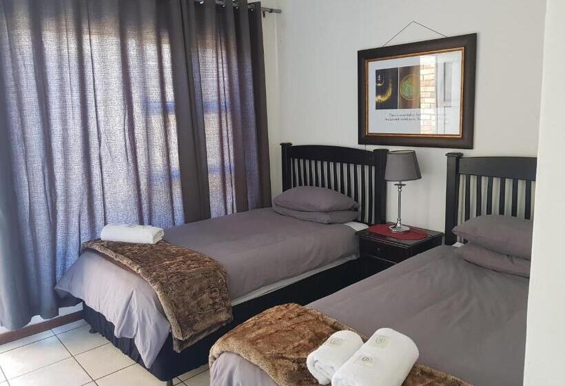 חדר דלוקס, Kgosi Lodge