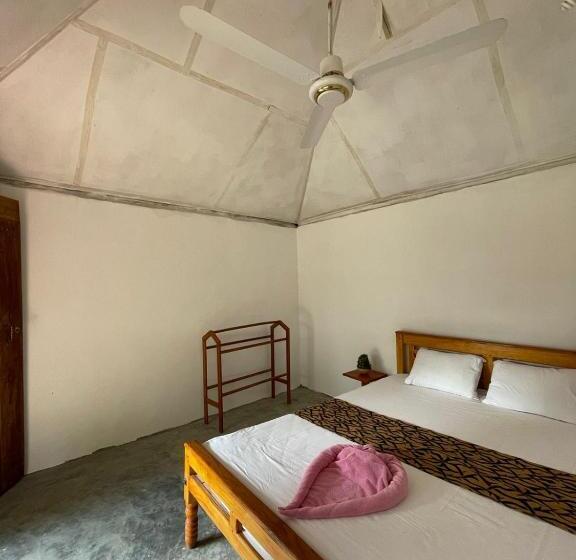 Cameră Economică, Ubay Guest House