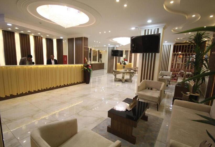 جناح جونيور, Raf Furnished Hotel Suites