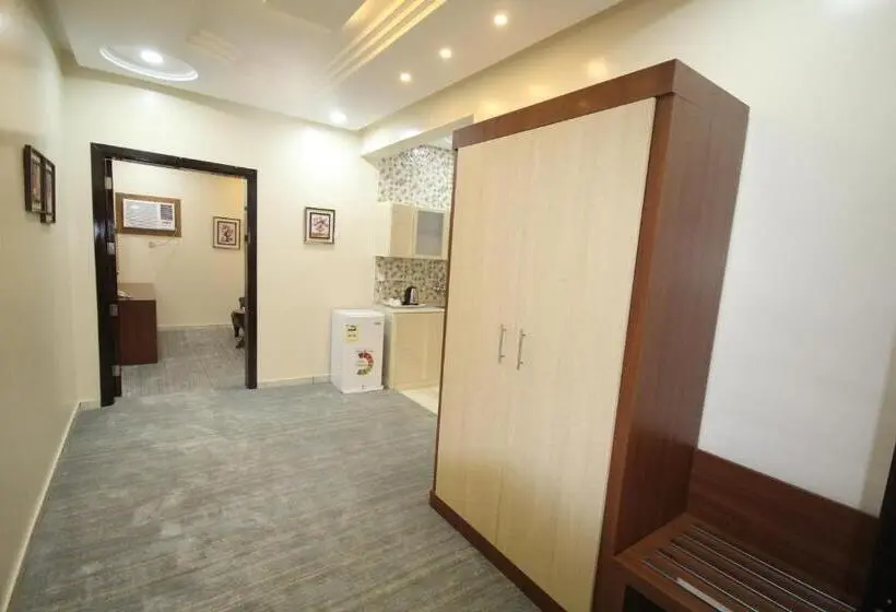 سوییت جونیور, Raf Furnished Hotel Suites