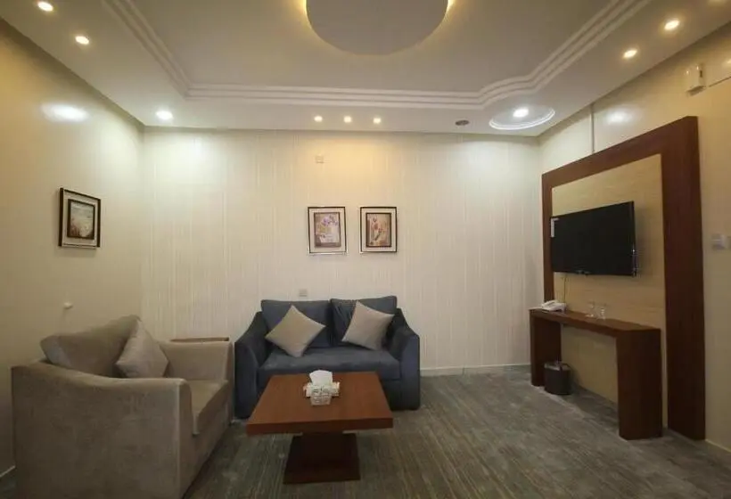 سوییت سوپریور, Raf Furnished Hotel Suites