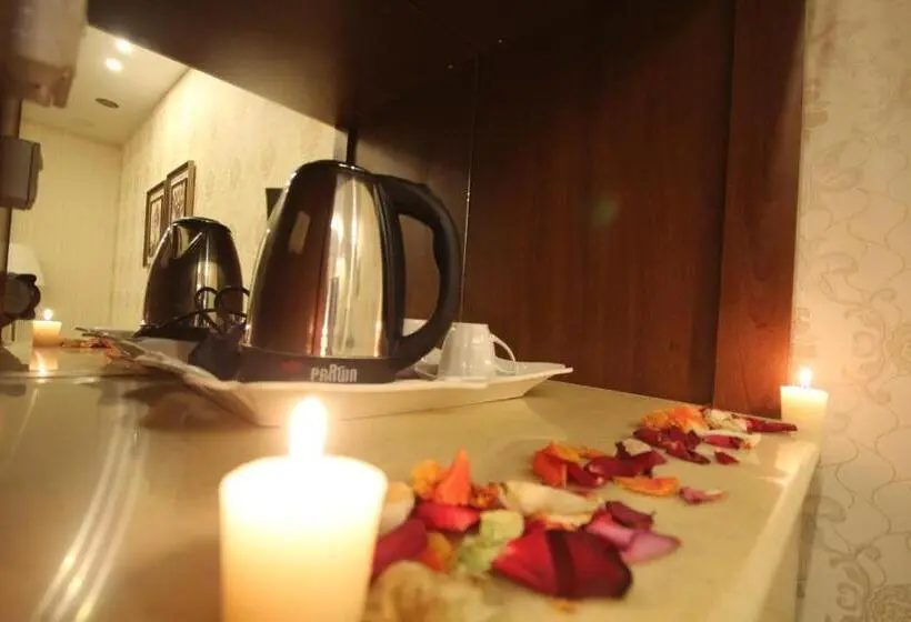 سوییت اجرایی, Raf Furnished Hotel Suites