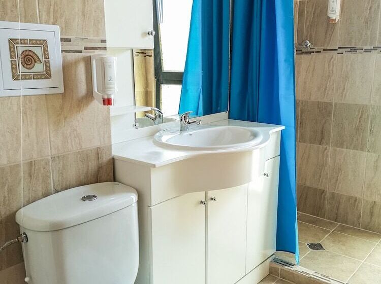 غرفة قياسية, Empera