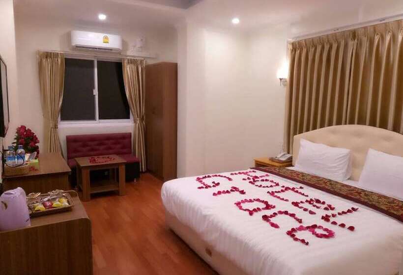 اتاق سوپریور با چشمانداز کوهستان, Grace Taunggyi