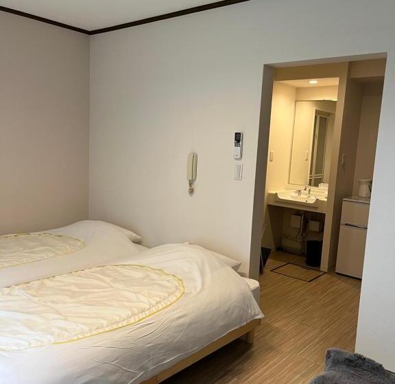 标准三人间, Koyasan Guest House Tommy