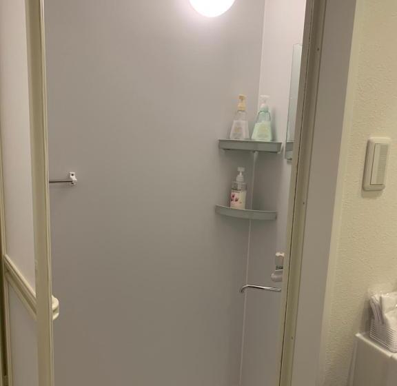 标准三人间, Koyasan Guest House Tommy