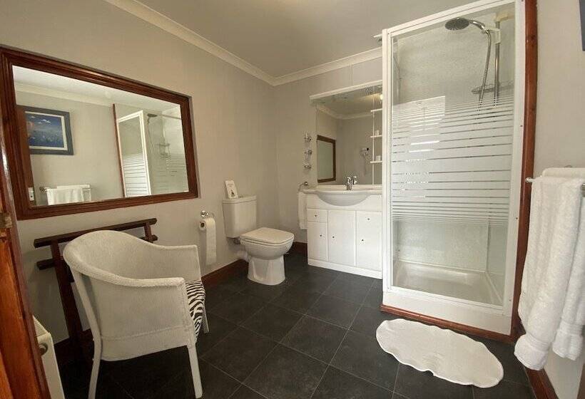 חדר סופריור, Flambards