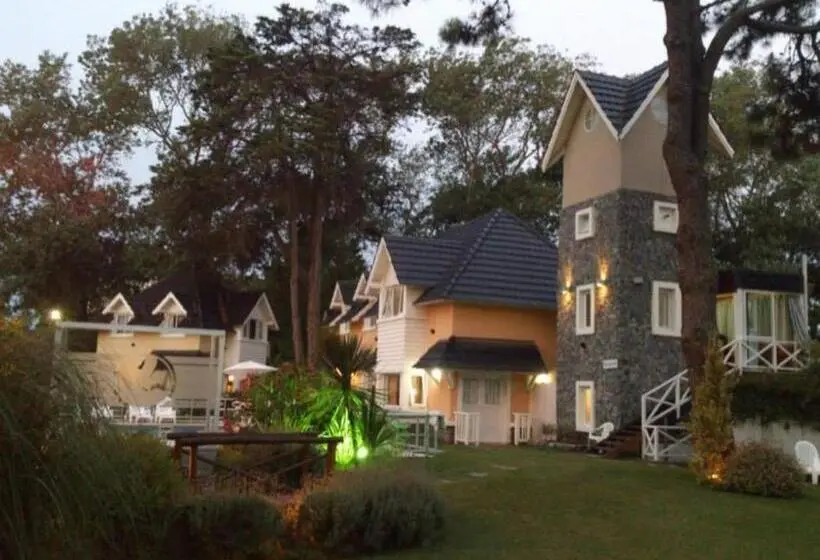 اتاق استاندارد چهارنفره با چشم‌انداز باغ, Lahuen Co Paraje De Mar