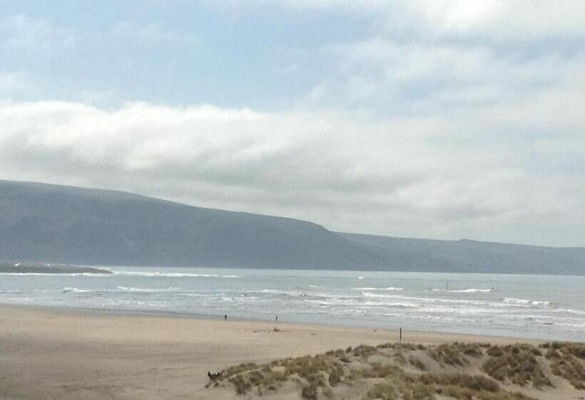 オーシャンビューデラックスルーム, Endeavour Guest House