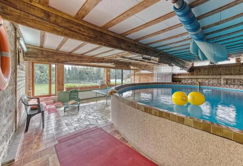 Talo 1 Makuuhuone, Bauernhofpension Runenhof