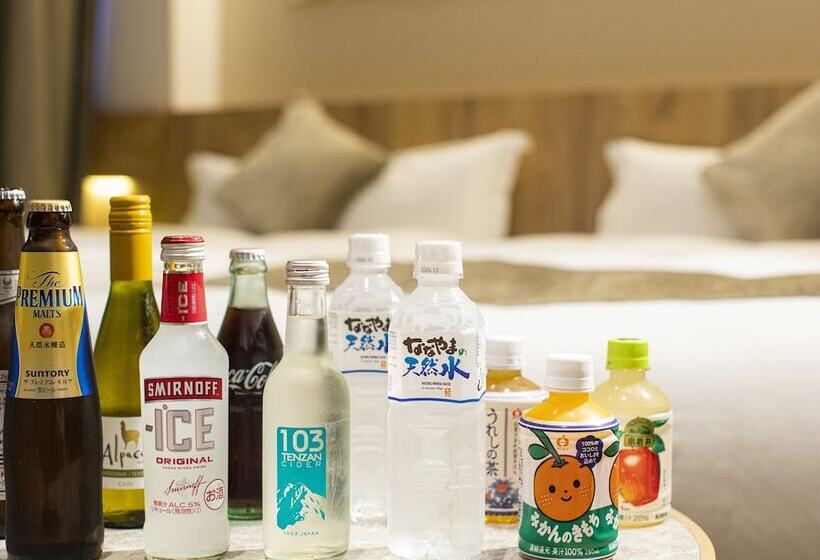 חדק דלוקס עם ג'קוזי, Garden Terrace Saga Hotel & Resorts