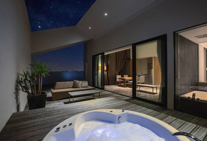 חדק דלוקס עם ג'קוזי, Garden Terrace Saga Hotel & Resorts