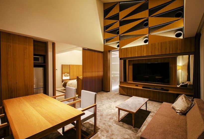 חדק דלוקס עם ג'קוזי, Garden Terrace Saga Hotel & Resorts