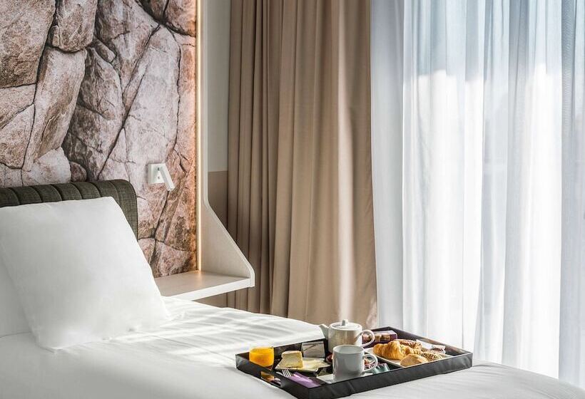Номер Superior с Балконом, Mercure Hotel & Spa Bastia Biguglia