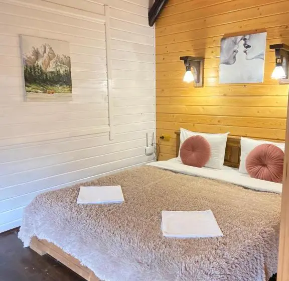 اتاق استاندارد چهار تخته, Nad Prutom Apartment