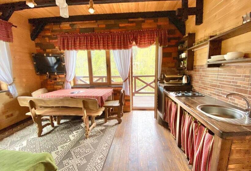 اتاق استاندارد چهار تخته, Nad Prutom Apartment