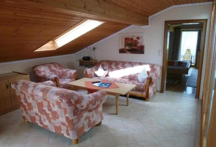 Apartamento 1 Dormitório, Seemannhof