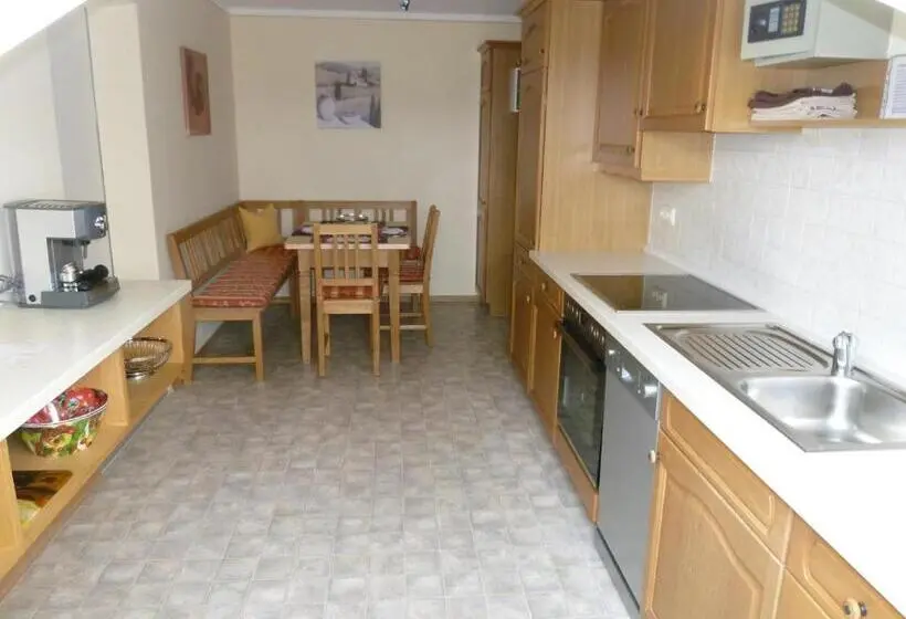 Apartamento 1 Dormitório, Seemannhof