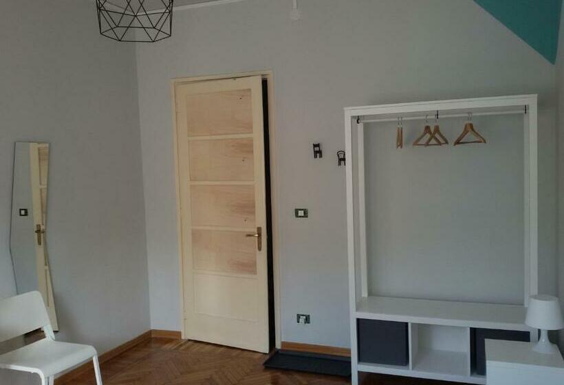 带共用浴室的标准房间, Sei Da Noi