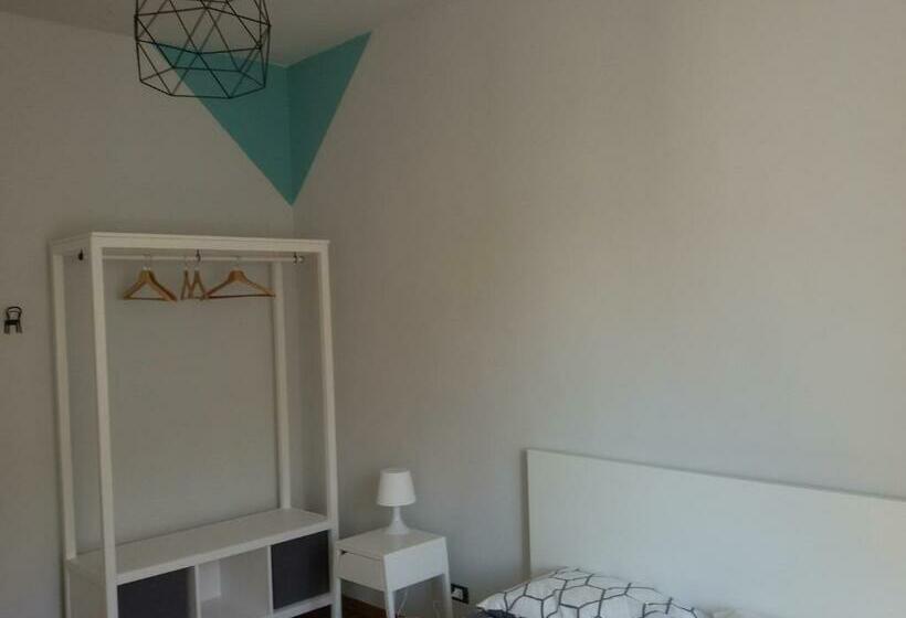 带共用浴室的标准房间, Sei Da Noi