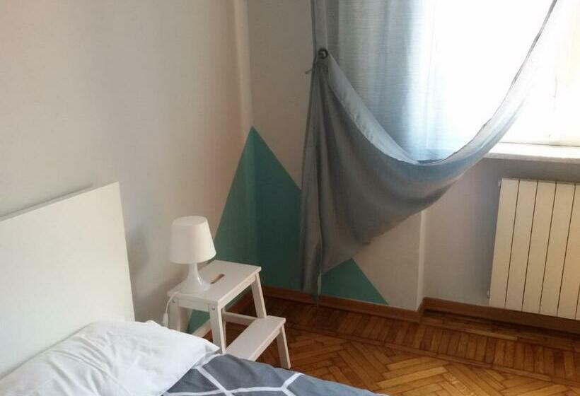 带共用浴室的标准房间, Sei Da Noi