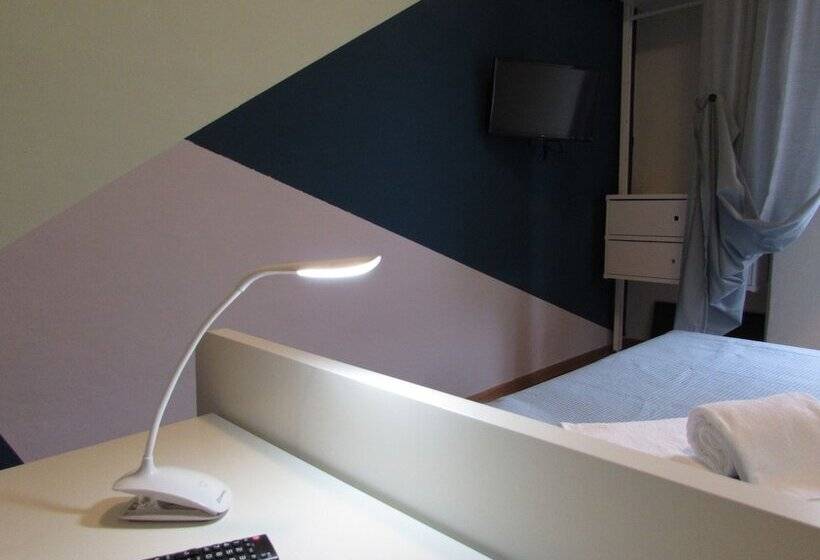 带共用浴室的标准房间, Sei Da Noi