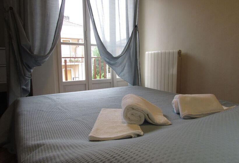 带共用浴室的标准房间, Sei Da Noi