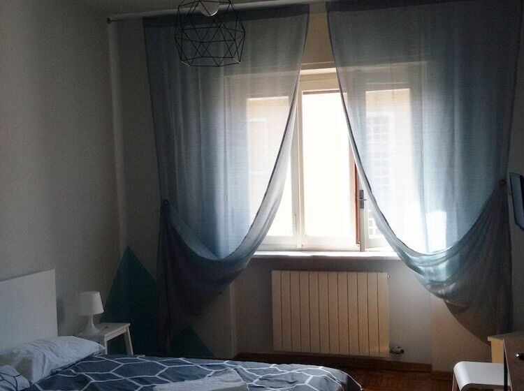 带共用浴室的标准房间, Sei Da Noi