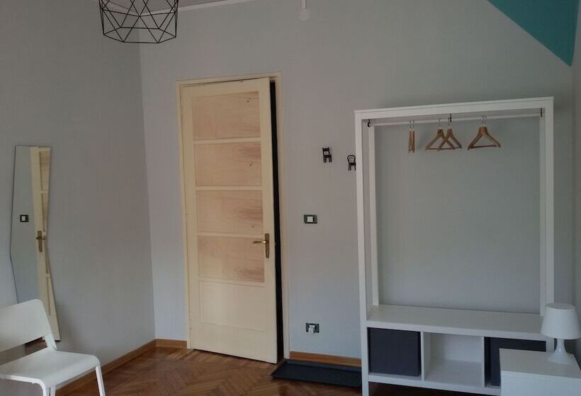 带共用浴室的标准房间, Sei Da Noi