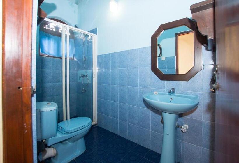 オーシャンビューデラックスルームバルコニー付き, Dhammika