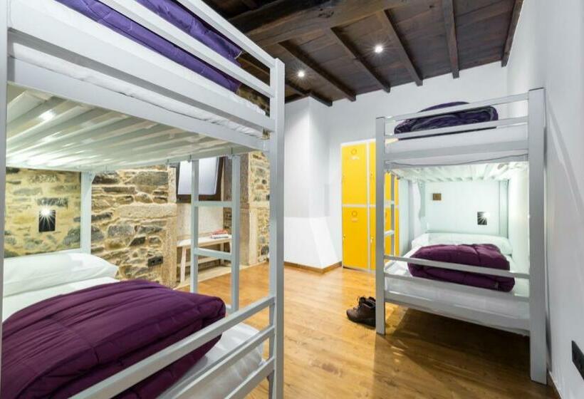 اتاق خانوادگی, Albergue O Candil