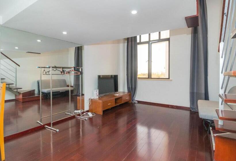 Quarto Estandar, Inestin Shanghai Apt Hongfeng Road