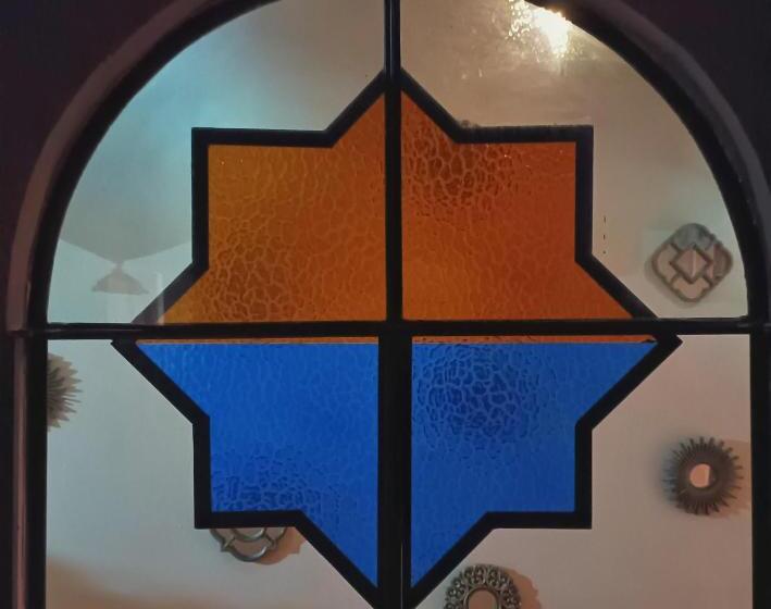 חדר סטנדרט לארבעה, Riad Lola