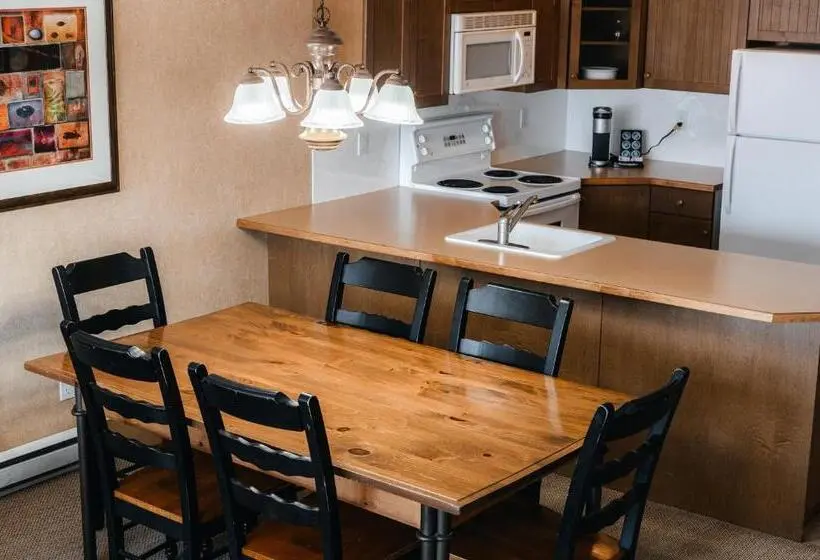 سوییت, Mountain View Resort And Suites At Fairmont Hot Springs