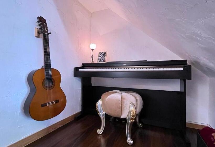 בית, חדר שינה 1, Sanga Nikko